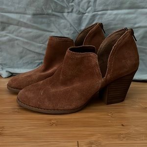 Fergie ankle booties suede